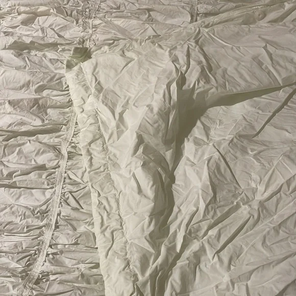 New Anthropologie, never used Queen duvet - Picture 2 of 4